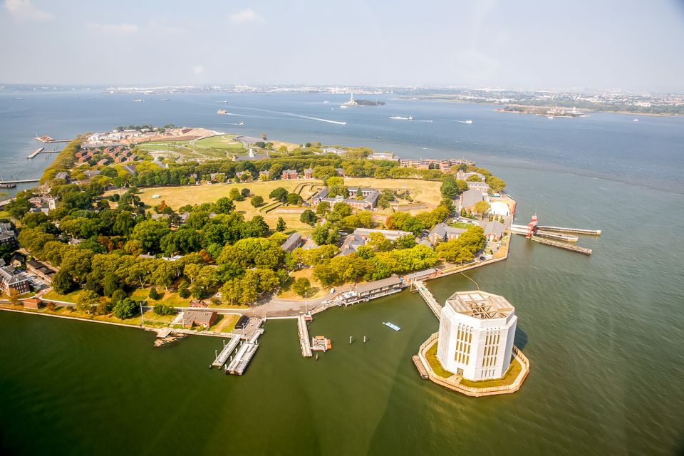 NYC: Manhattan Island All-Inclusive Helicopter Tour - Common questions