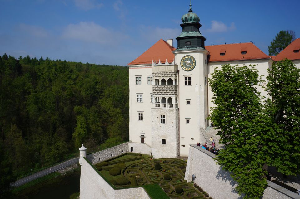Ojców National Park and Pieskowa Skała Castle From Kraków - Common questions