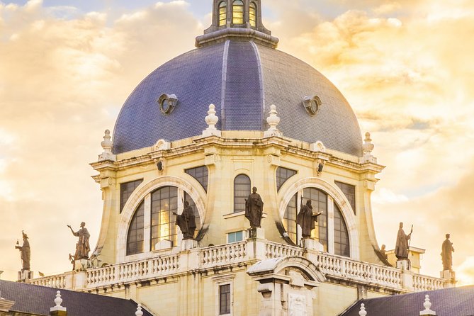 Panoramic Madrid Sightseeing Tour - Walking Tour Inclusions and Experiences