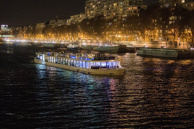 Paris Gourmet Dinner Seine River Cruise With Singer and DJ Set - Directions