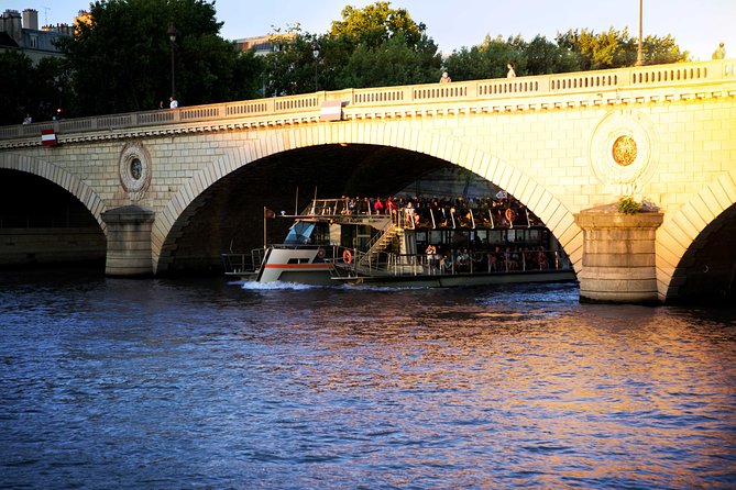Paris Seine River Sightseeing Cruise With Commentary by Bateaux Parisiens - Online Booking Convenience and Options
