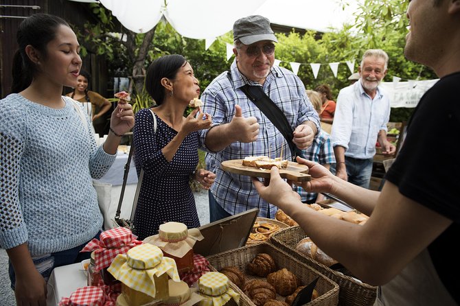 Paris Walking Tour With a Local Guide: Private & 100% Personalized - Traveler Reviews and Testimonials