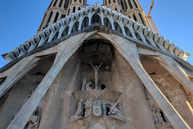 Park Güell and Sagrada Familia, Gaudís Masterpieces Private Tour - Booking and Reservation