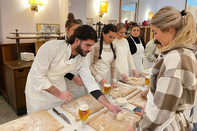 Pasta and Tiramisu Cooking Class in Rome, Piazza Navona - Common questions