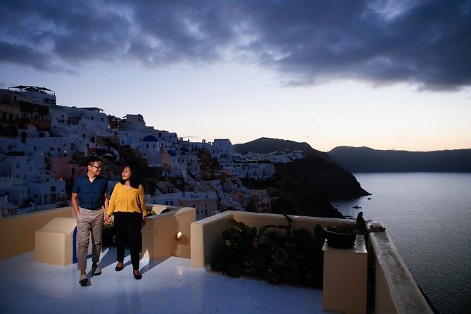 Personal Travel and Vacation Photographer Tour in Santorini - Weather Policy