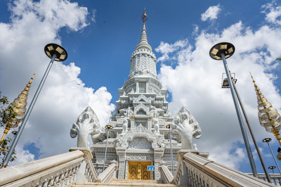 Phnom Penh: Phnom Oudong & Koh Chen Village - Lunch Include - Memorable Encounters and Reviews