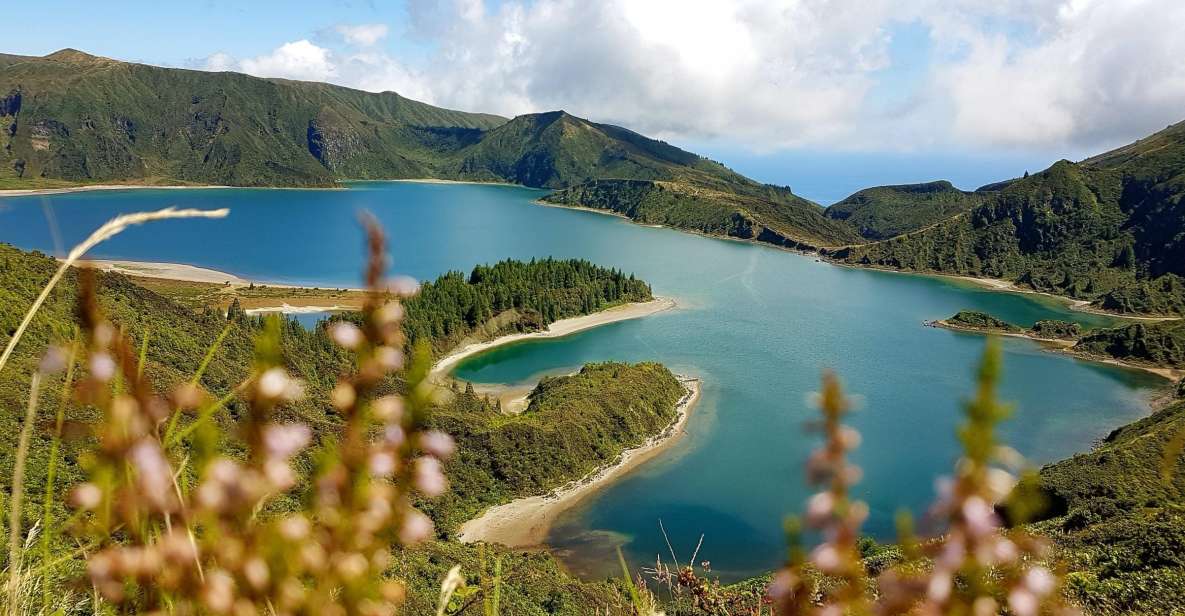 Ponta Delgada: Sete Cidades & Lagoa Do Fogo Tour - Tips for Participants