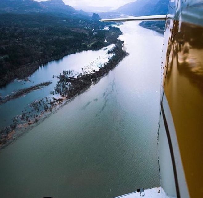 Portland: Private Columbia Gorge Waterfalls Scenic Air Tour - Additional Features