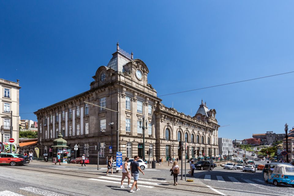 Porto: City Train Tour, River Cruise & Wine Cellar - Directions