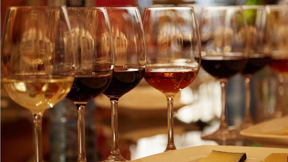 Porto: Guided Port Wine Tasting With Parings - Benefits of Port Wine Tasting