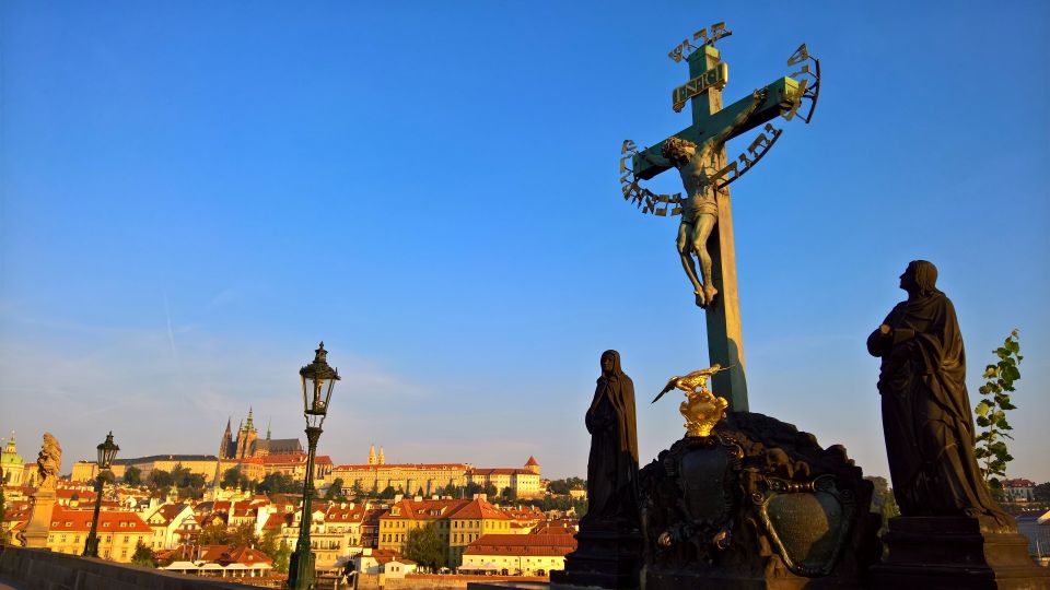 Prague 3-Hour Architectural Tour - Review Summary and Location