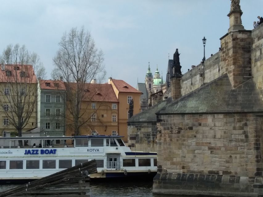 Prague: 3-hour Bus, Foot and Boat Tour - Customer Reviews and Feedback