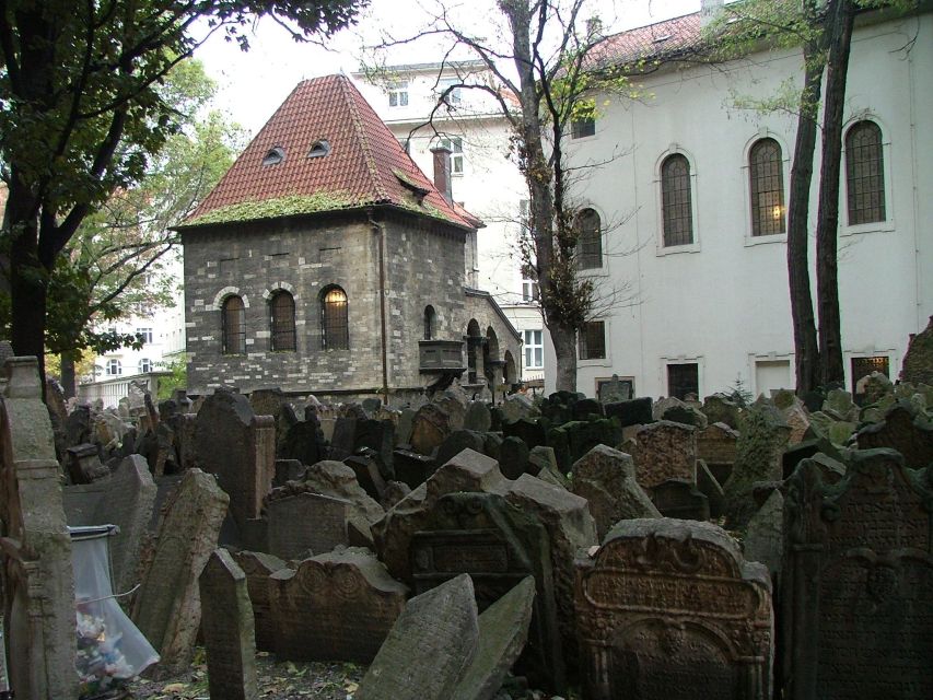 Prague: A Journey Through the History of Jewish Prague - Immersive Experience in Jewish Prague