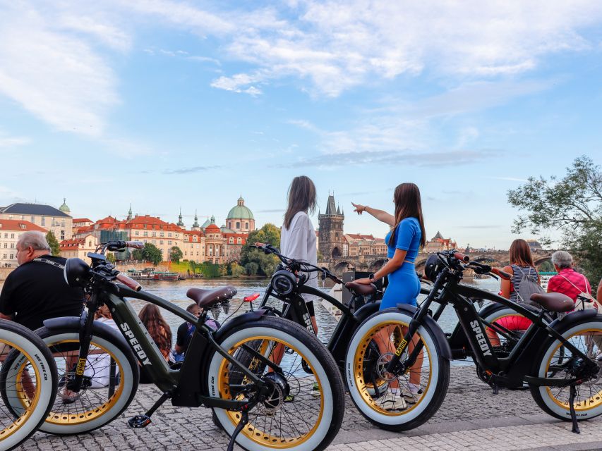 Prague Historical & Viewpoints Retro E-Bike Group Tour - Key Landmarks and Itinerary