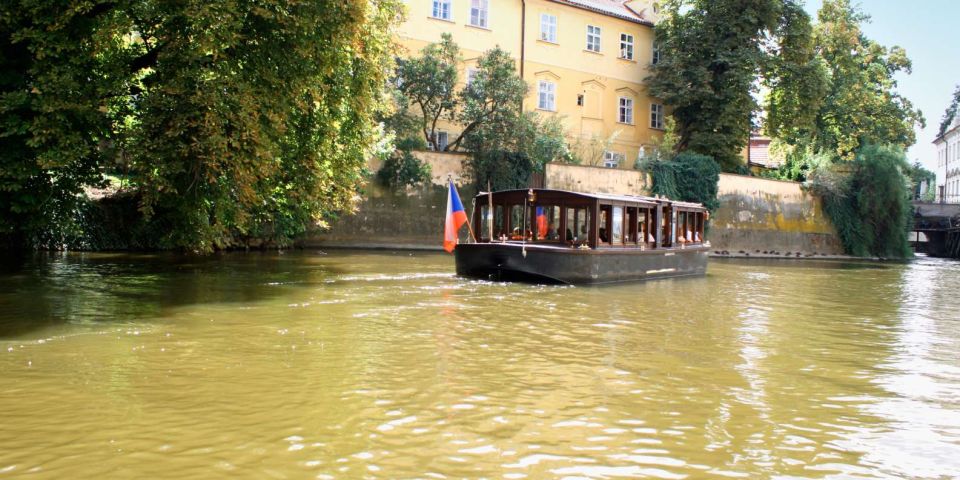 Prague: River Boat Cruise and Guided Tour With Drink - Free Cancellation Policy