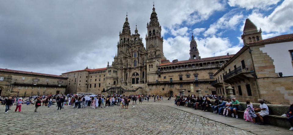 Premium Porto Santiago Compostela Tour Lunch & Wine Tasting - Last Words