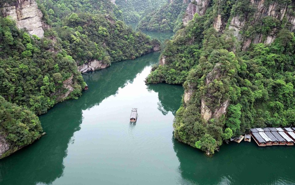 Private 4-Day Zhangjiajie Package Tour Including Tickets - Common questions