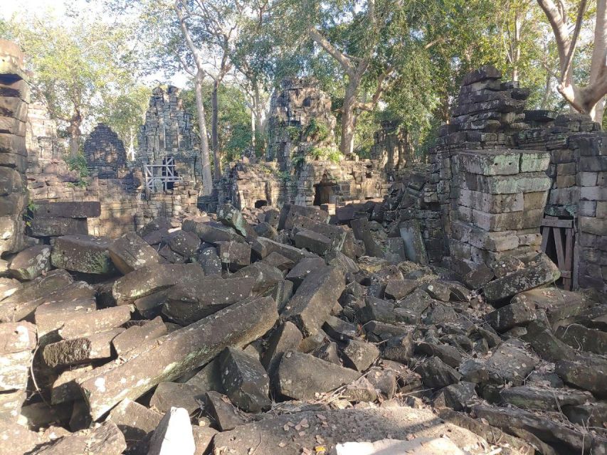 Private Adventure Off the Beaten Track to Banteay Chmar - Common questions