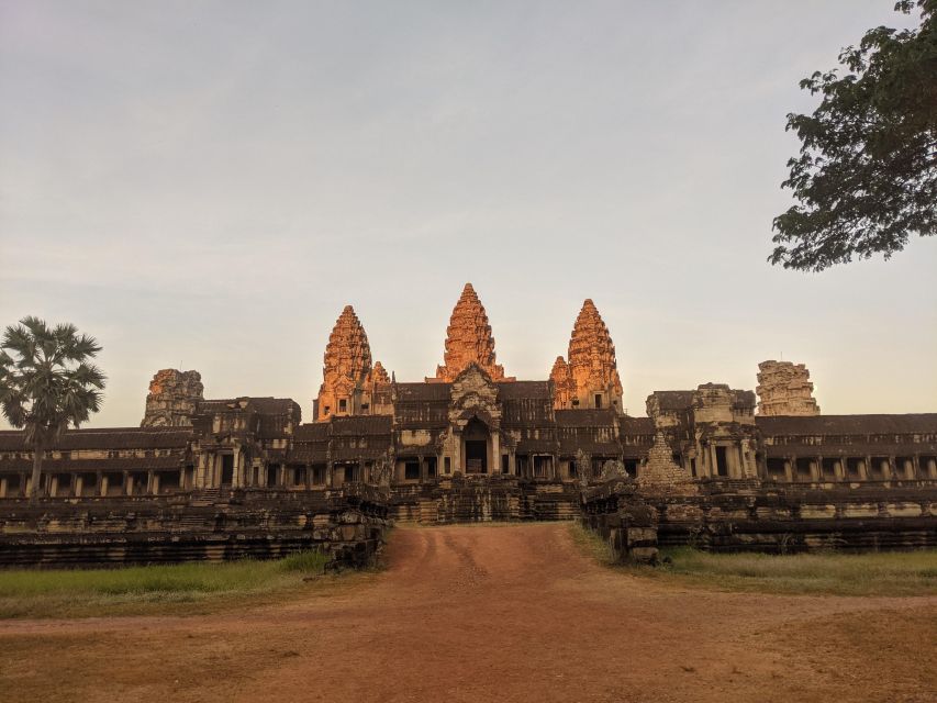 Private Angkor Wat Tour at Sunrise - Common questions