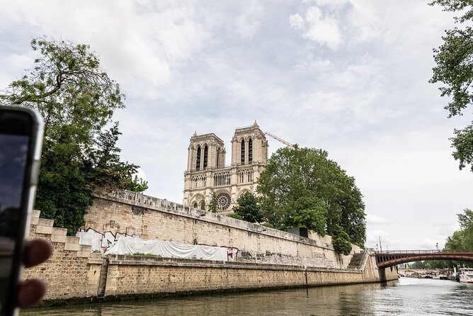 Private Boat Trip in Paris - Weather Contingency Plans