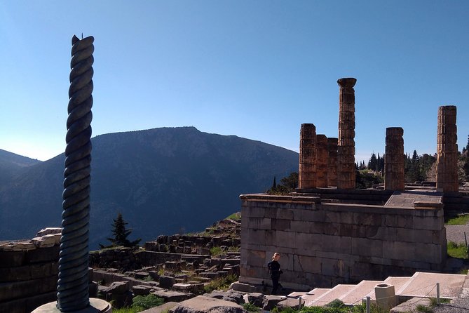 Private Delphi and Hosios Loukas Monastery - Great Lunch and Drinks Included - Interaction With Local People