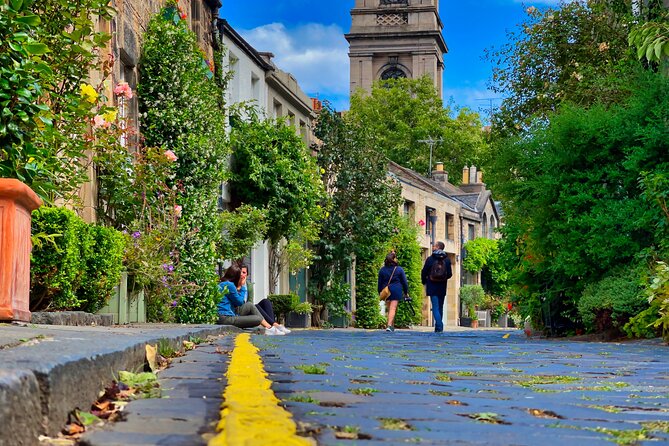 Private Edinburgh New Town Photography & History Tour, Scotland - Additional Resources