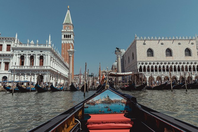 Private Gondola Ride Danieli - Bridge of Sighs - Common questions