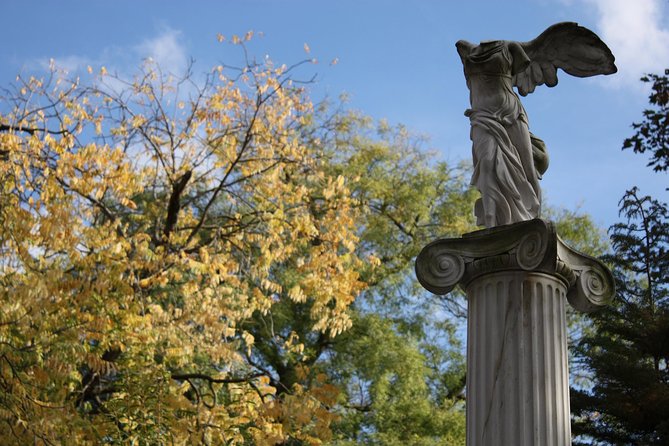 Private Guided Tour to Père Lachaise Cemetery in Paris - Tour Inclusions