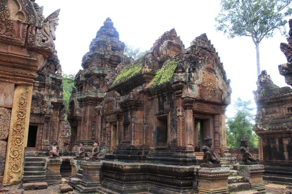 Private Kbal Spean & Banteay Srei Guided Tour - Background