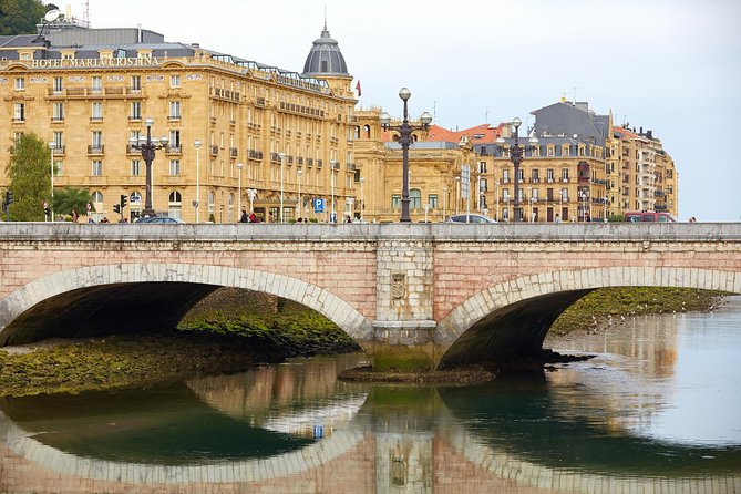 Private San Sebastian City Walking Tour - Common questions