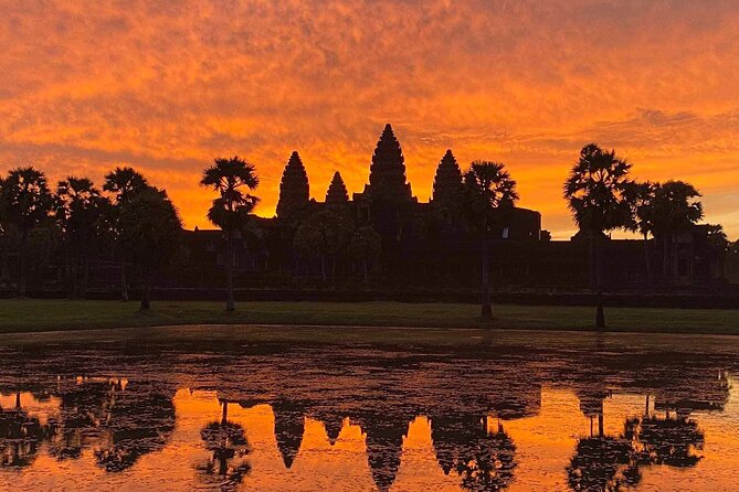Private Sunrise Small Tour of Angkor Wat With Car or Van & Guide - Tour Cancellation Policy