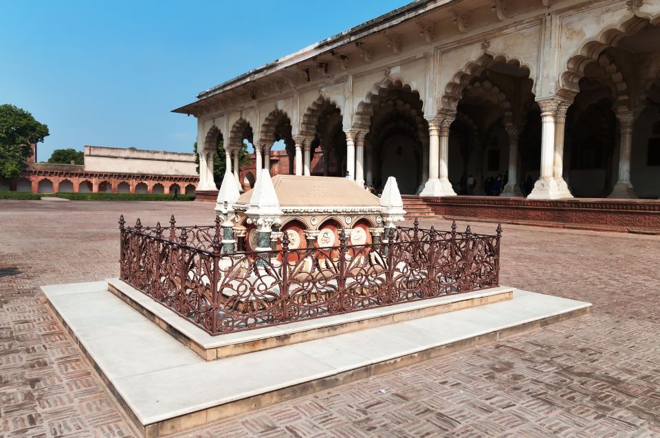 Private Taj Mahal & Agra Fort Tour From Agra - Directions