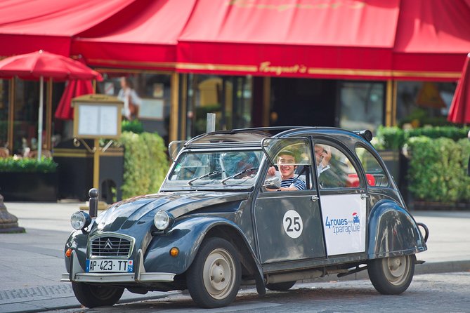 Private Tour Paris Highlights 1 Hour in Citroën 2CV - Tour Highlights and Sightseeing Stops