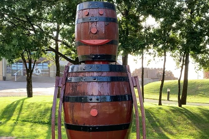 Private Tour Stirling Castle Whiskey Distillery - Common questions