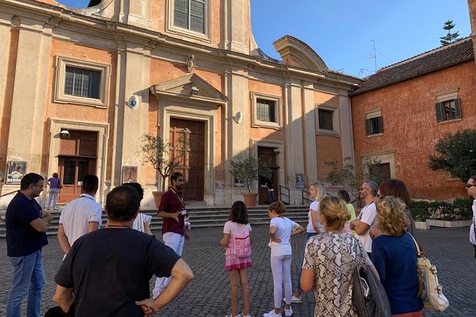Private Tour - Trastevere and Villa Farnesina - Common questions