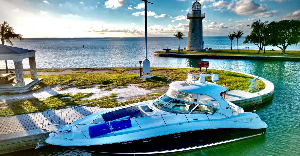 Private Yacht Rentals 4h Champagne Gift - Yacht Features and Amenities