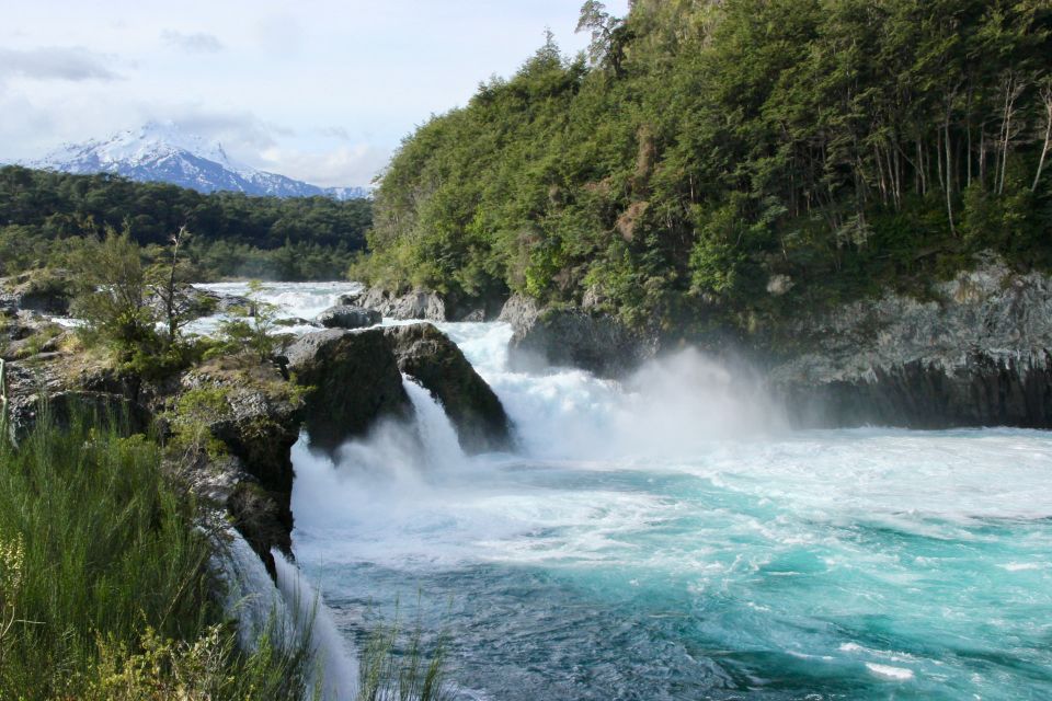 Puerto Varas: Osorno Volcano, Petrohue Falls Full-day Trip - Departure Information