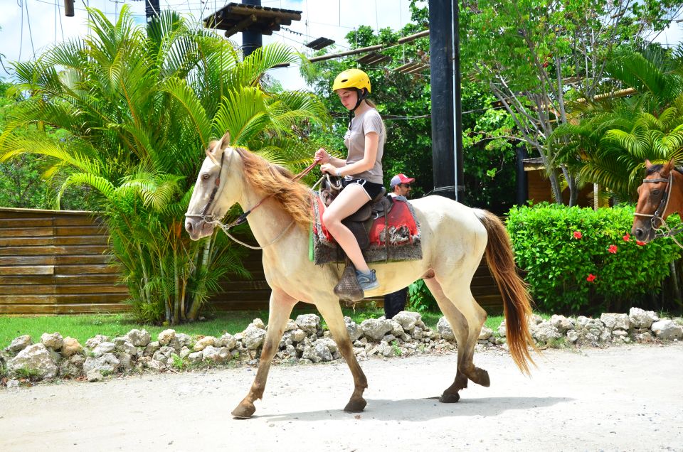 Punta Cana: Bávaro Adventure Park Horse Riding & Waterfalls - Lunch and Refreshments