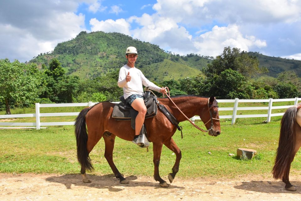 Punta Cana: Zipline, Chairlift, Buggy & Horse Ride Adventure - Visitor Grouping and Activities