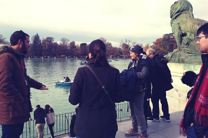 Retiro Park Walking Tour in Madrid - Directions and Meeting Point