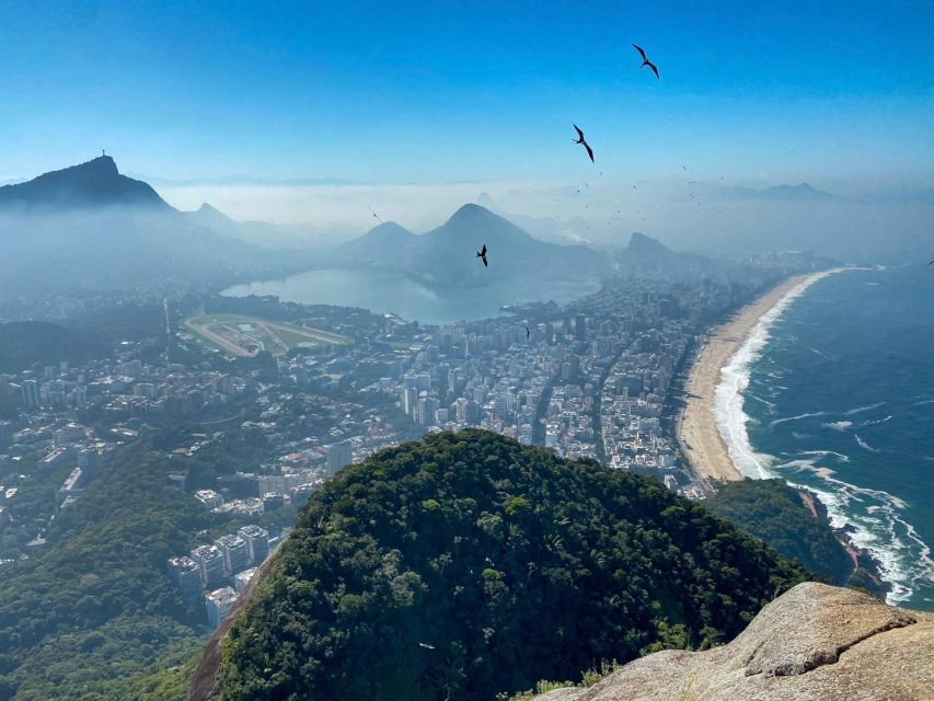 Rio De Janeiro: Morro Dois Irmãos Trail in Vidigal - Common questions