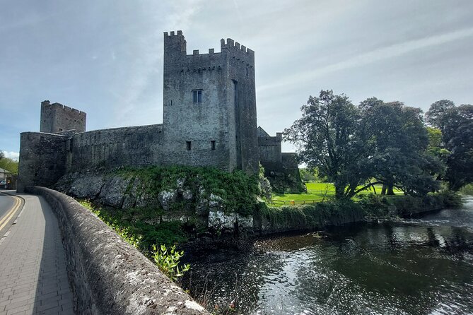 Rock of Cashel, Cahir & Blarney Castle Private Sightseeing Day Tour From Galway - Rock of Cashel Visit