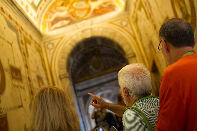 Rome: Skip-the-Line Guided Tour Vatican Museums & Sistine Chapel - Dress Code and Meeting Point