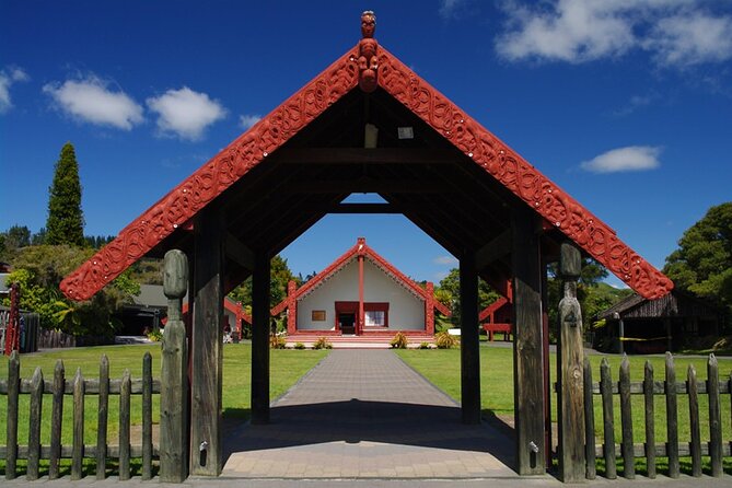 Rotorua Discovery Te Puia Tour - Common questions