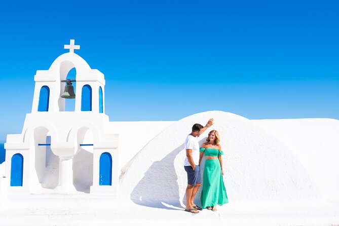 Santorini 2 Hours Private Photo-Shoot With a Professional Photographer - Common questions