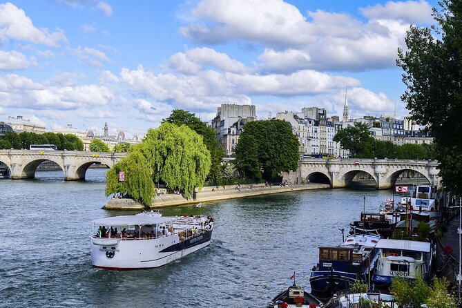 Seine River Guided Cruise With Snack Options by Vedettes De Paris - Positive Feedback
