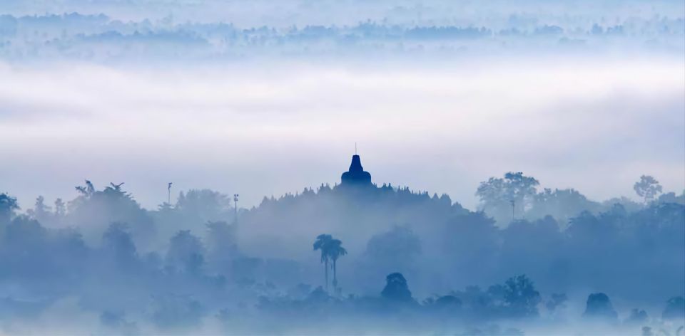 Setumbu Sunrise Borobudur, and Prambanan, With Lunch Option - Cultural Importance and Spiritual Ambiance
