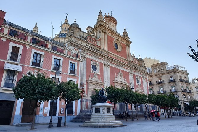 Sevilla Food Tour: Tapas, Wine, History & Traditions - Common questions