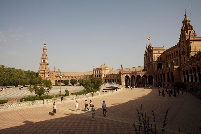 Seville Private Walking Tour With Alcazar & Cathedral Tickets - Tour Inclusions and Duration