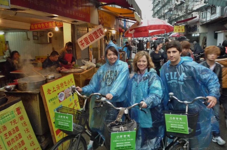 Shanghai: 3-Hour Biking and Local Food Tour - Tour Itinerary